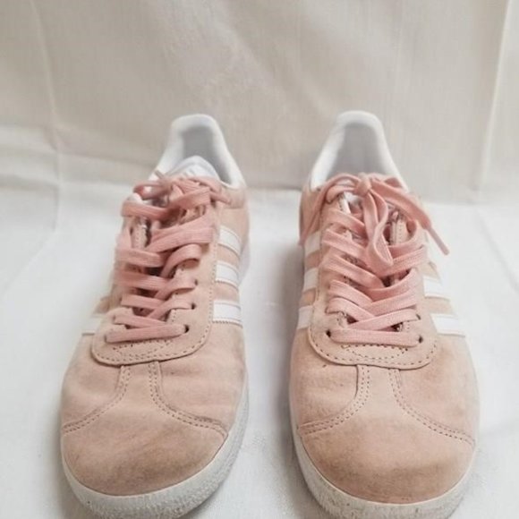 Adidas Women's Size 6 Pink/White Suede Leather Sneaker Shoes BA9600 - Picture 2 of 9